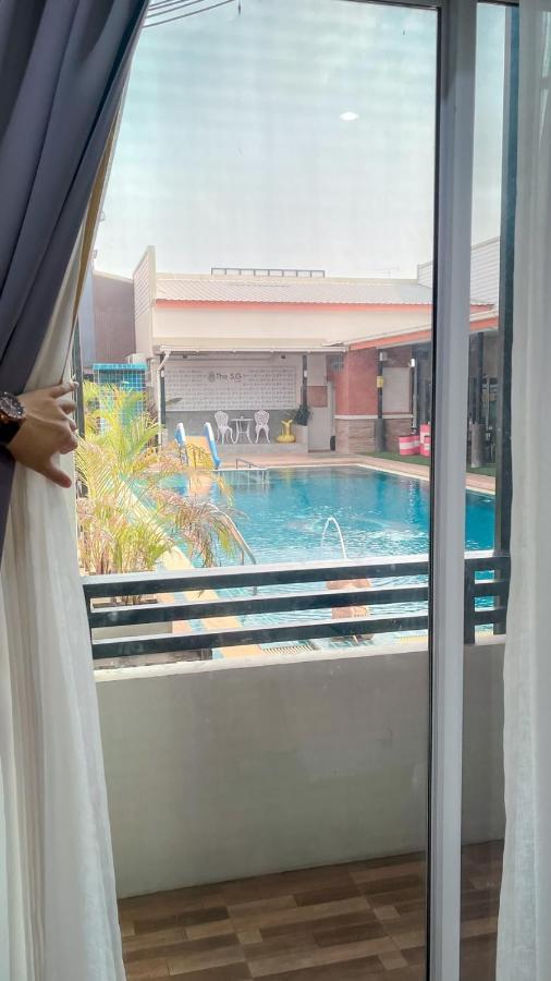The S.G Hotel Buriram Bagian luar foto