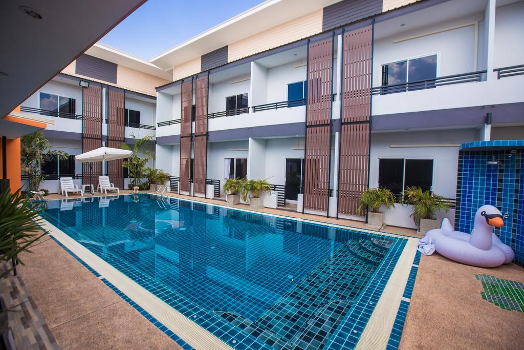 The S.G Hotel Buriram Bagian luar foto