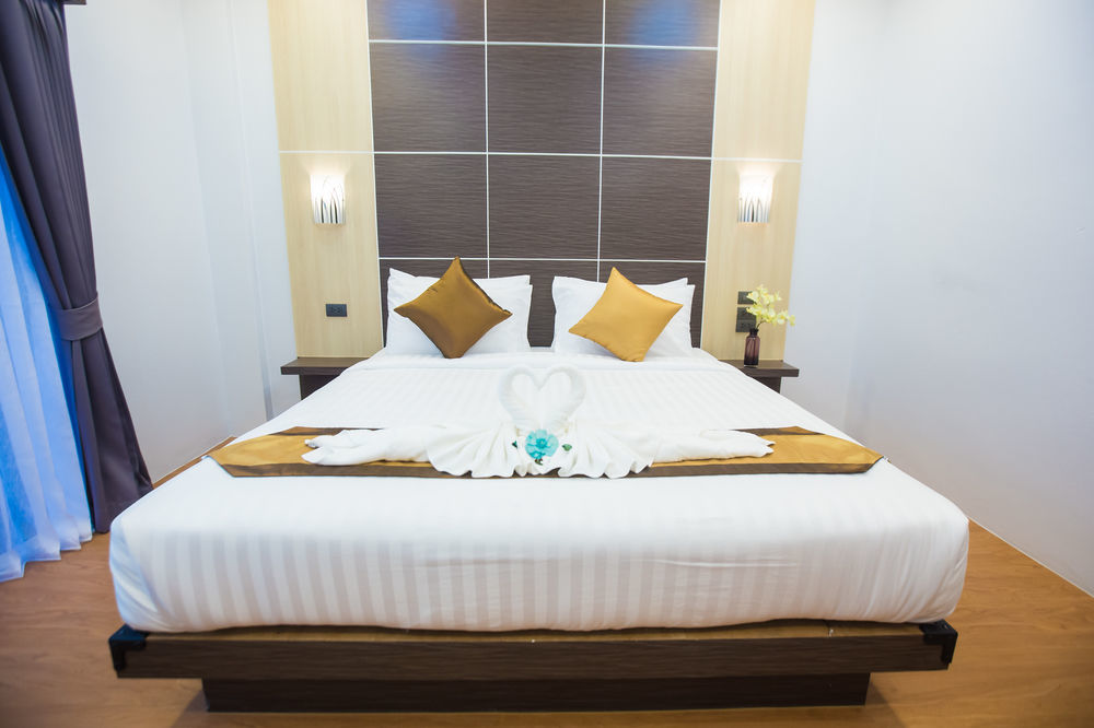 The S.G Hotel Buriram Bagian luar foto